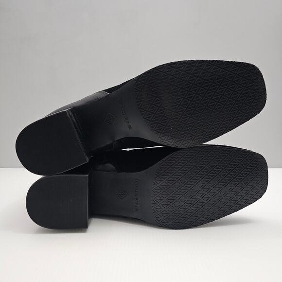 NEW Donald Pliner Kelsee Ankle Bootie Womens 9.5 Black Suede Square Toe Heel - Picture 12 of 14